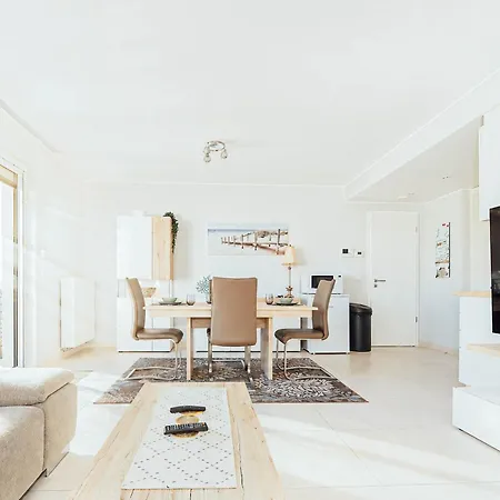 Stunning 2 Bed Free Parking Appartamento Mamer